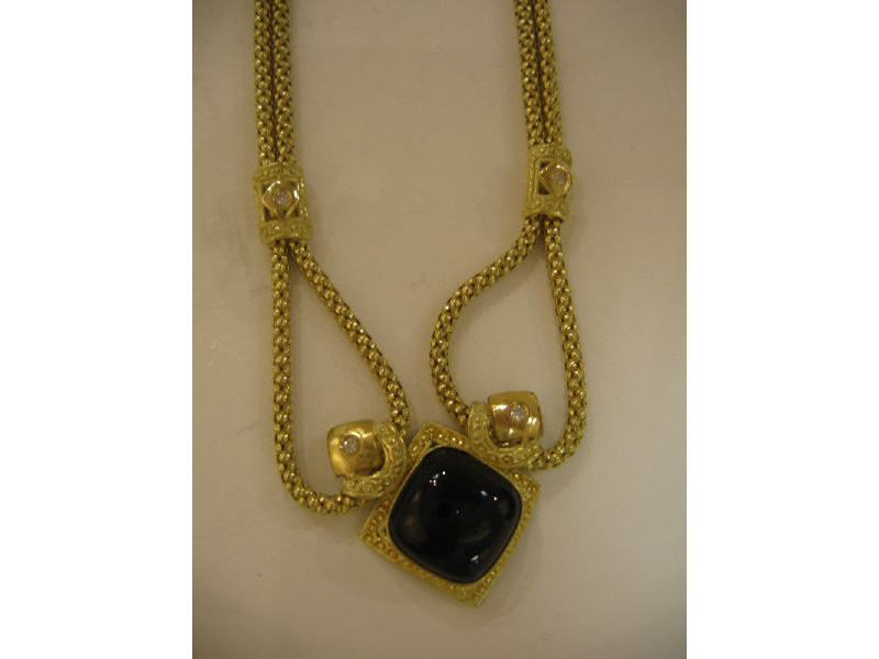 Appraisal: ONYX NECKLACE k yellow gold Etruscan style with cushion shaped