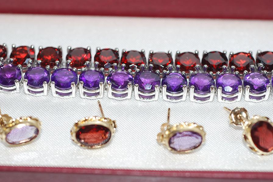 Appraisal: A GARNET BRACELET IN SILVER AND AN AMETHYST BRACELET IN