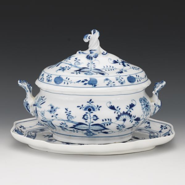 Appraisal: MEISSEN PORCELAIN TUREEN WITH LID AND UNDER PLATTER BLUE ONION