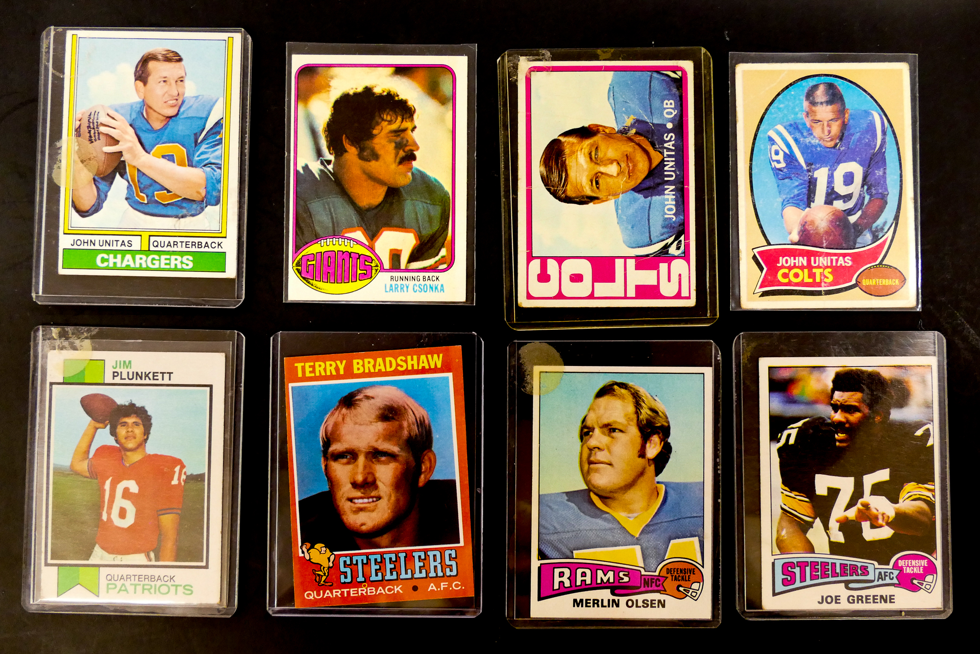 Appraisal: pc 's Topps Football Cards pc John Unitas Terry Bradshaw