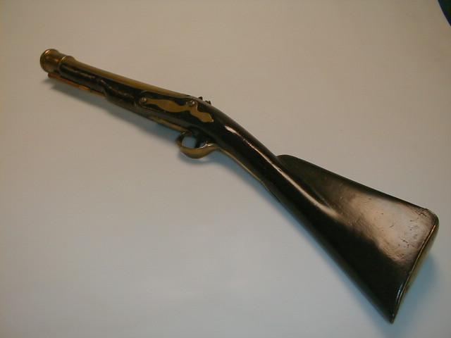 Appraisal: An thC brass barrelled flintlock blunderbuss by Waters Co with