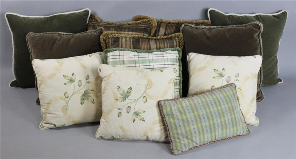 Appraisal: GROUP LOT OF ASSORTED CUSTOM DECORATIVE CUSHIONS including three fringed