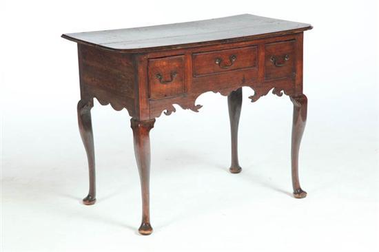 Appraisal: DRESSING TABLE Probably England late th century oak Molded edge