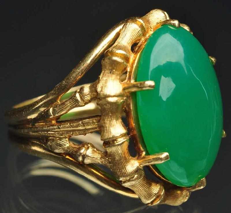 Appraisal: K Y Gold Jade Ring Weight grams dwt Condition Excellent