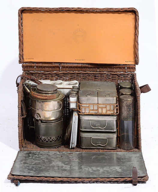 Appraisal: A DREW SONS PICCADILLY CIRCUS 'EN ROUTE' PICNIC SET in