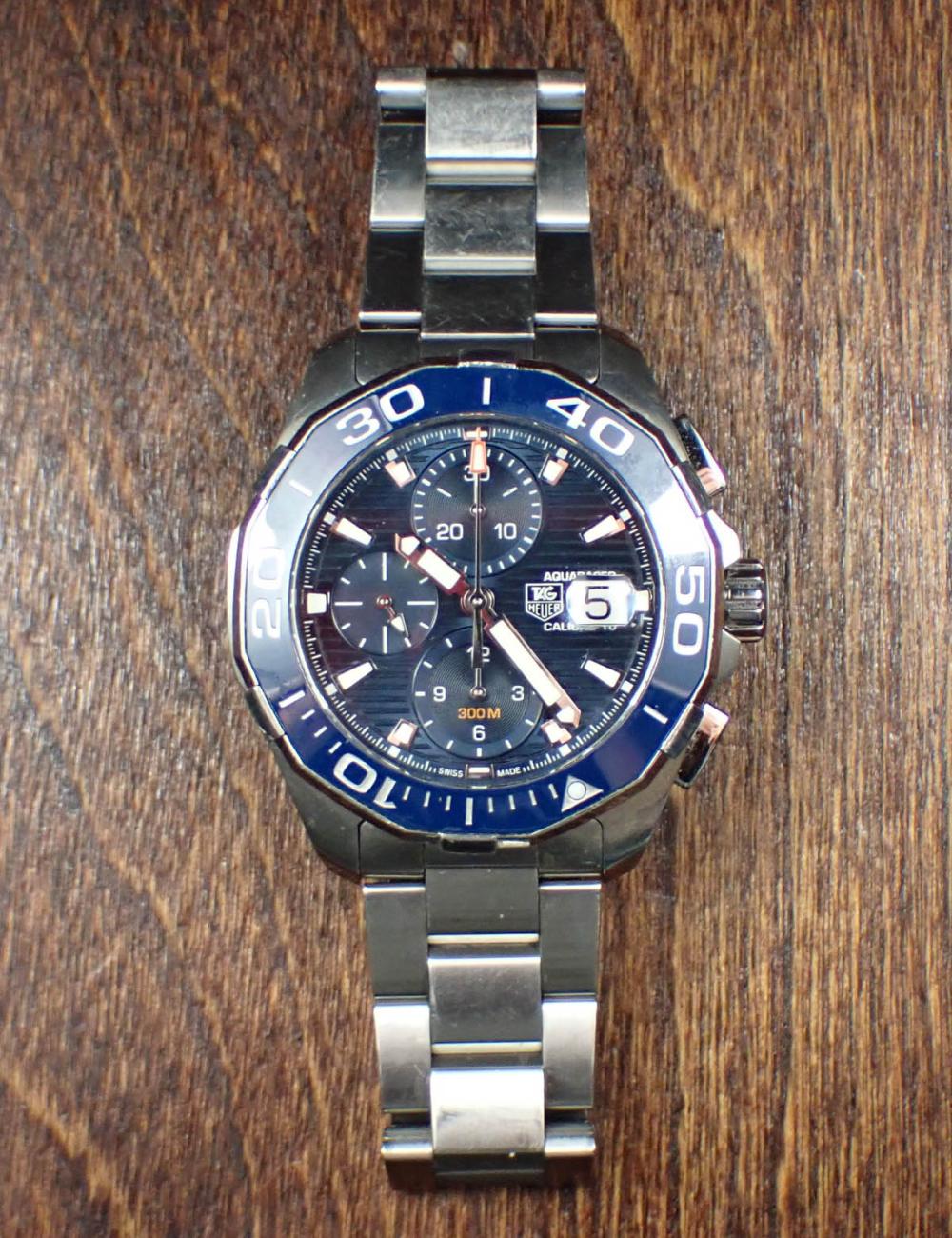 Appraisal: TAG HEUER AQUARACER MEN'S DIVER CHONOGRAPH having two tone blue