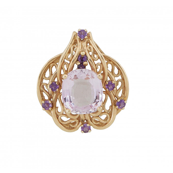 Appraisal: K Yellow Gold Pink Quartz Pendant with a cushion cut