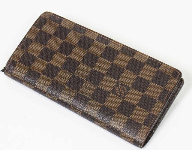 Appraisal: Louis Vuitton Brazza wallet in Damier Ebene coated canvas brown