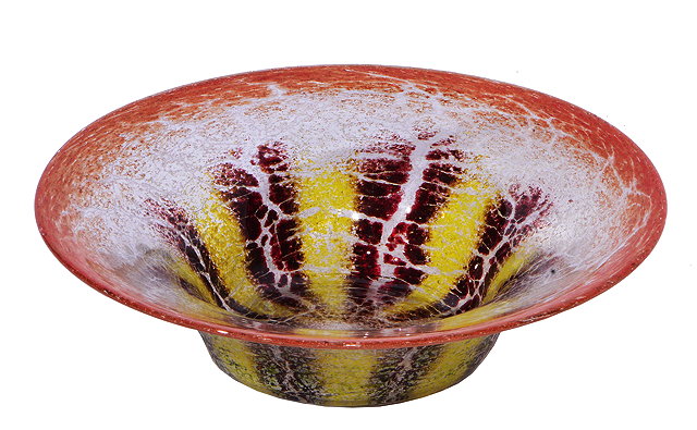 Appraisal: AN EARLY TH CENTURY ART GLASS CIRCULAR BOWL cm diameter