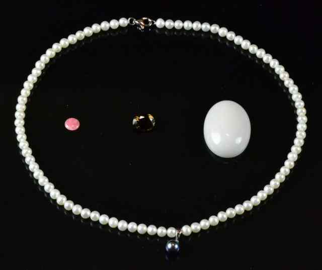 Appraisal: Cultured Pearl Necklace Free StonesTo include a sterling silver mm