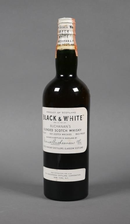 Appraisal: Vintage 's quart proof sealed unopened bottle of Black White