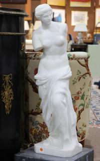 Appraisal: Italian marble sculpture depicting Venus de Milo th century after