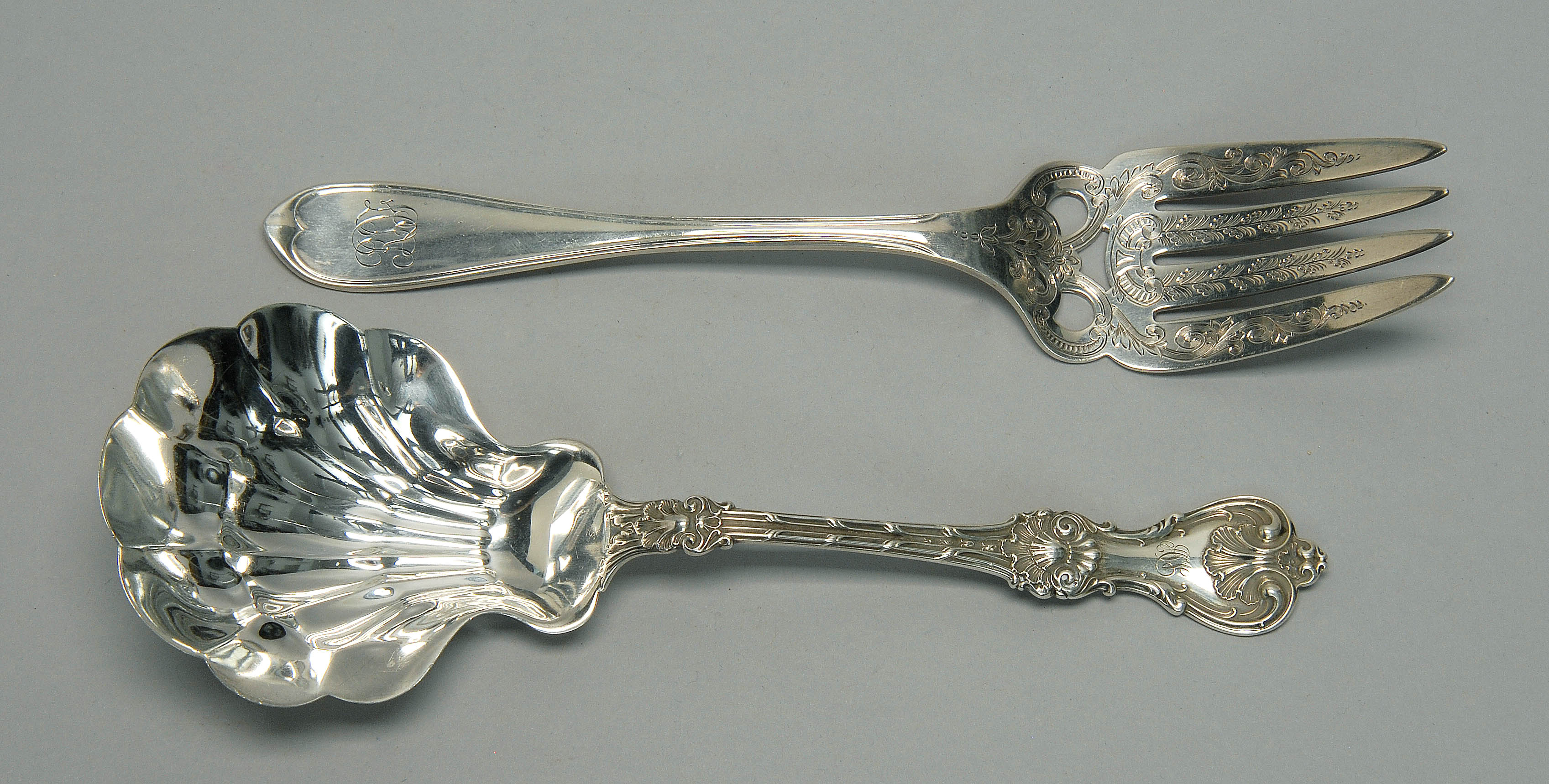 Appraisal: TWO STERLING SILVER SERVING ITEMS A serving spoon by Whiting