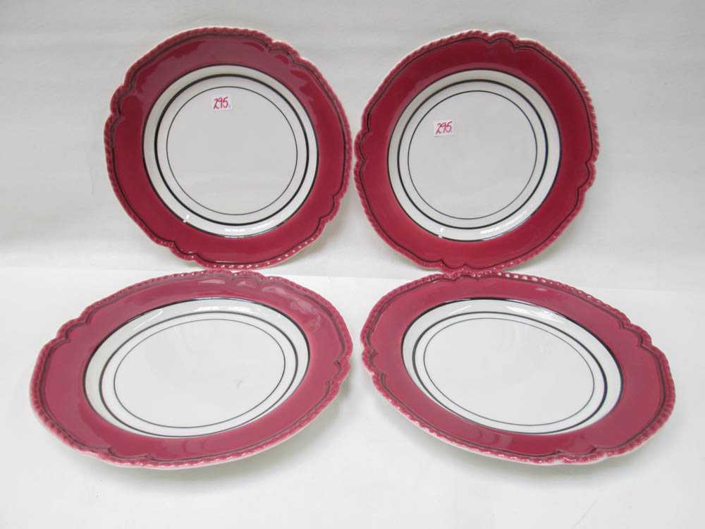 Appraisal: SET OF EIGHT ESTE CERAMICHE FOR TIFFANY SERVICE PLATES Made