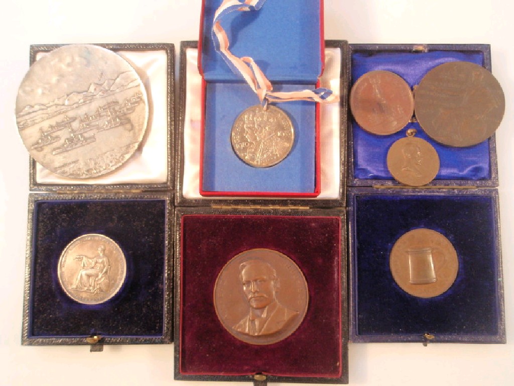 Appraisal: A collection of eight various commemorative medals some in cases