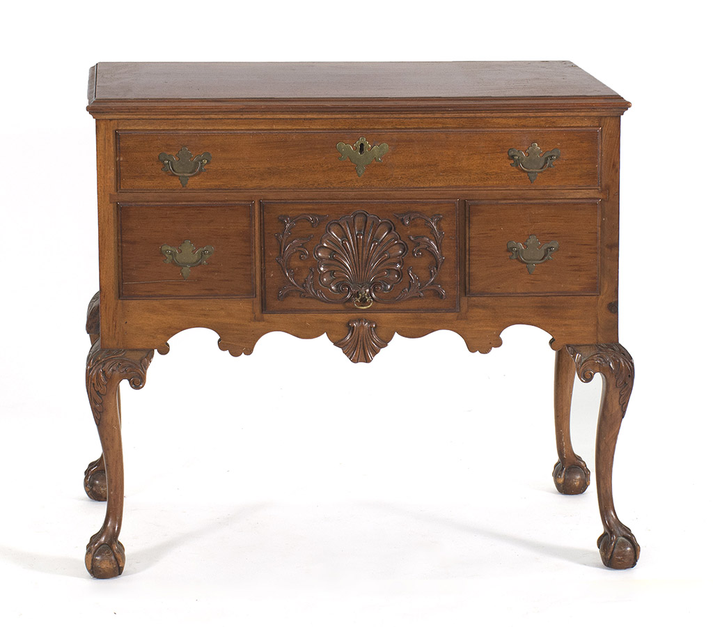 Appraisal: CHIPPENDALE-STYLE LOWBOY Circa Fashioned after a Philadelphia example In mahogany