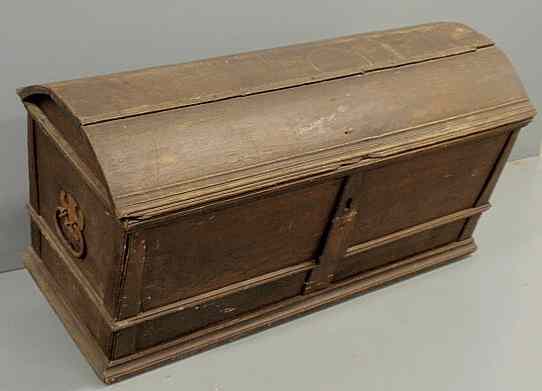 Appraisal: Continental oak dome-lid chest th c with strap hinges As