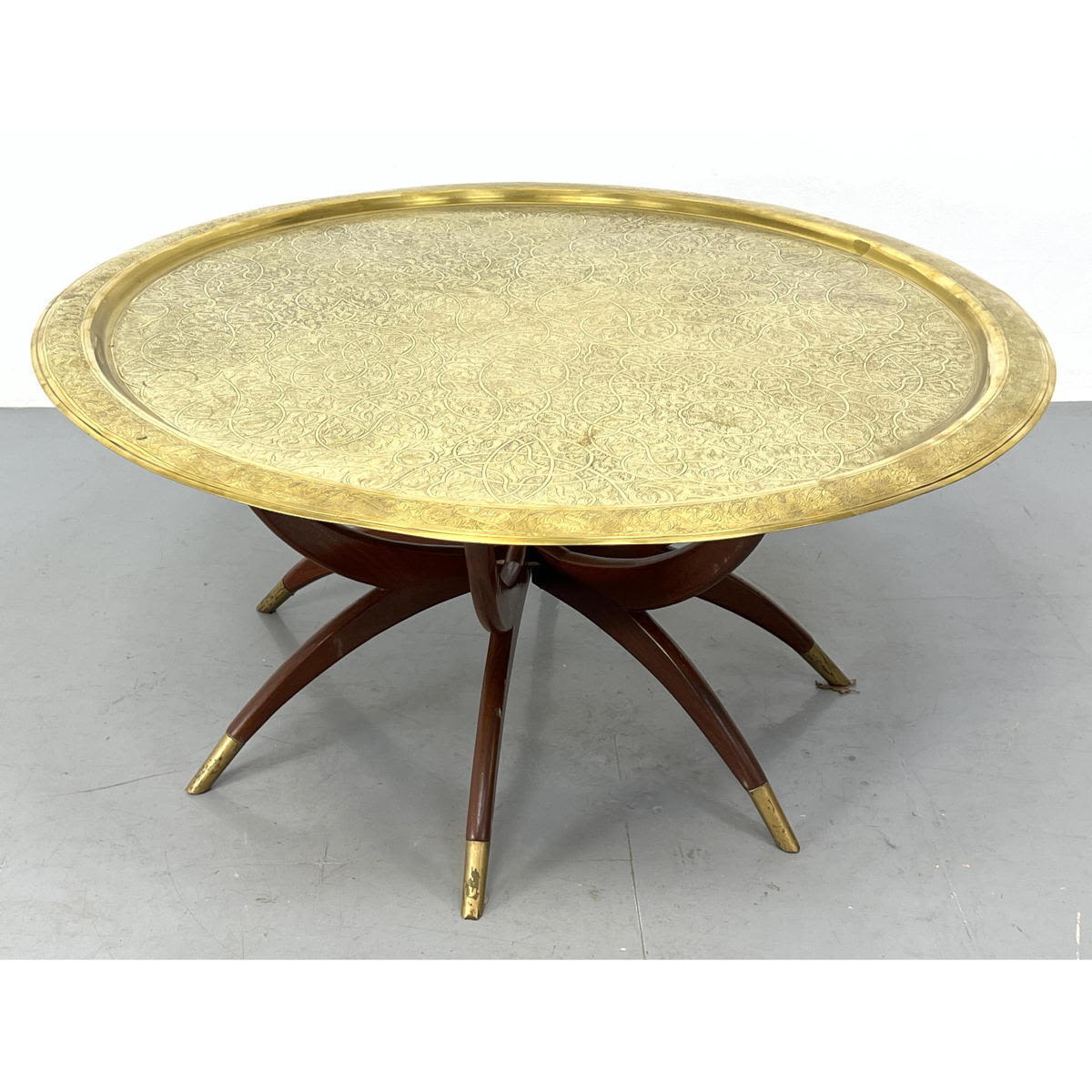 Appraisal: Brass tray spider leg coffee table Collapsible Boho Dimensions H