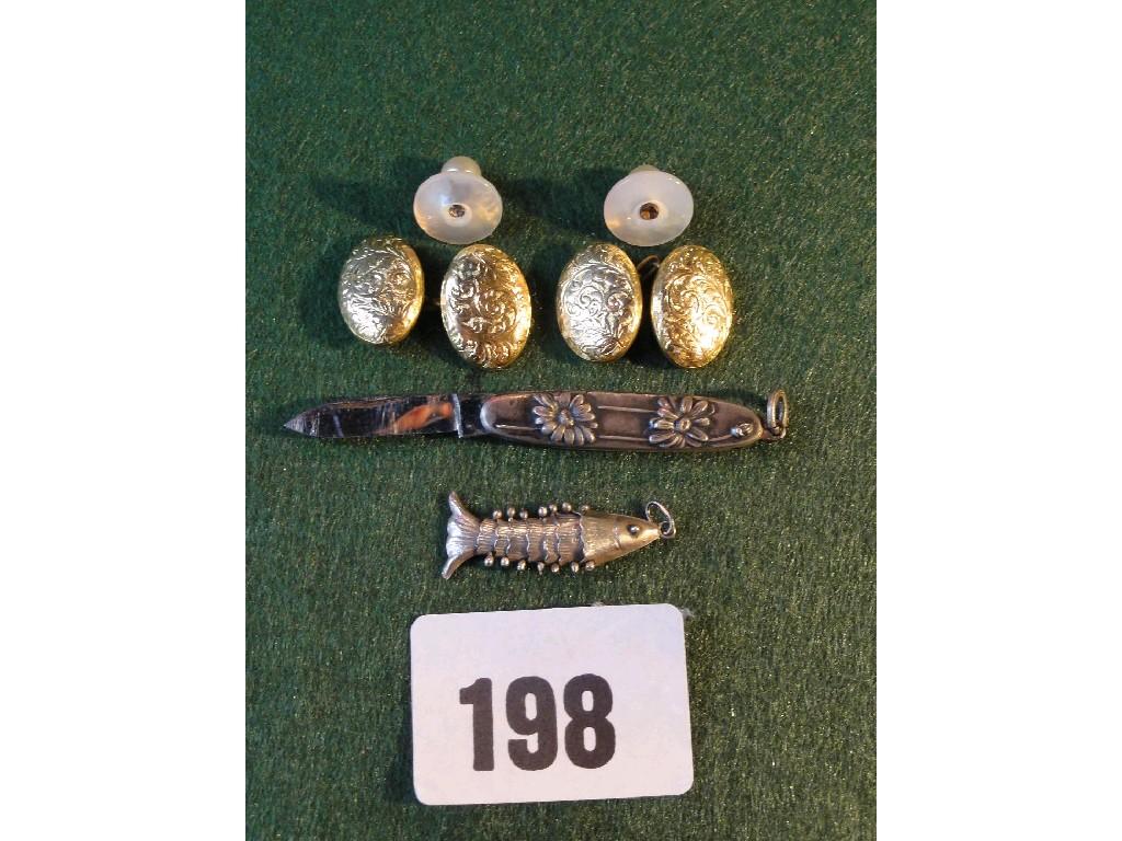 Appraisal: A small collection of miscellaneous including a pair of cufflinks