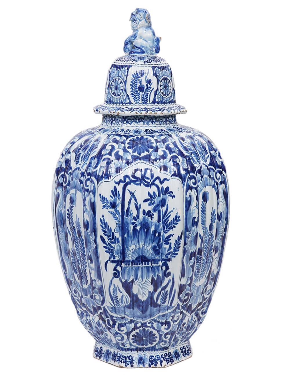 Appraisal: LARGE BLUE WHITE DELFT LIDDED VESSELLarge Delft blue and white