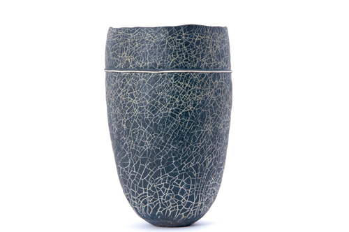 Appraisal: RICHARD DEVORE Attr Vase in white crackled pattern on dead-matte