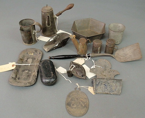 Appraisal: Group of tinware- small coffeepot spatula lamp etc