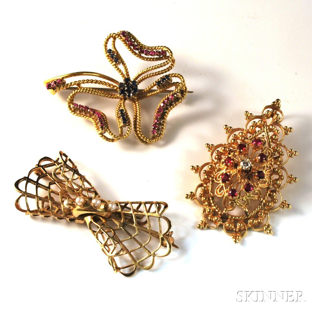 Appraisal: Three Pieces of Gold Gem-set Jewelry a kt gold red