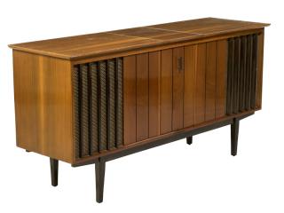 Appraisal: A MID-CENTURY MODERN GENERAL ELECTRIC CONSOLE STEREOCirca The console stereo