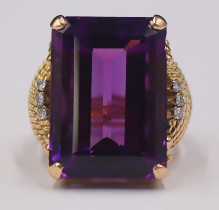 Appraisal: JEWELRY VINTAGE KT GOLD AMETHYST AND DIAMOND Ring Vintage kt