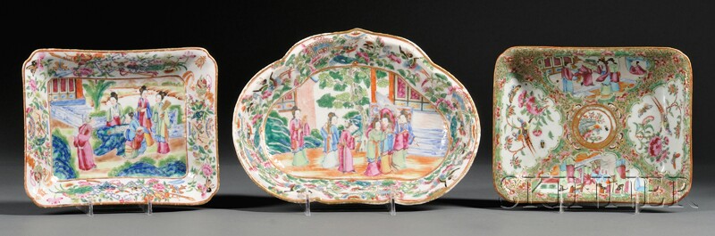 Appraisal: Three Chinese Export Porcelain Serving Dishes mid-to-late th century a