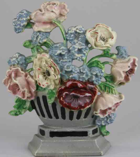 Appraisal: POPPIES CORNFLOWERS DOORSTOP Hubley '' '' classic design well casted