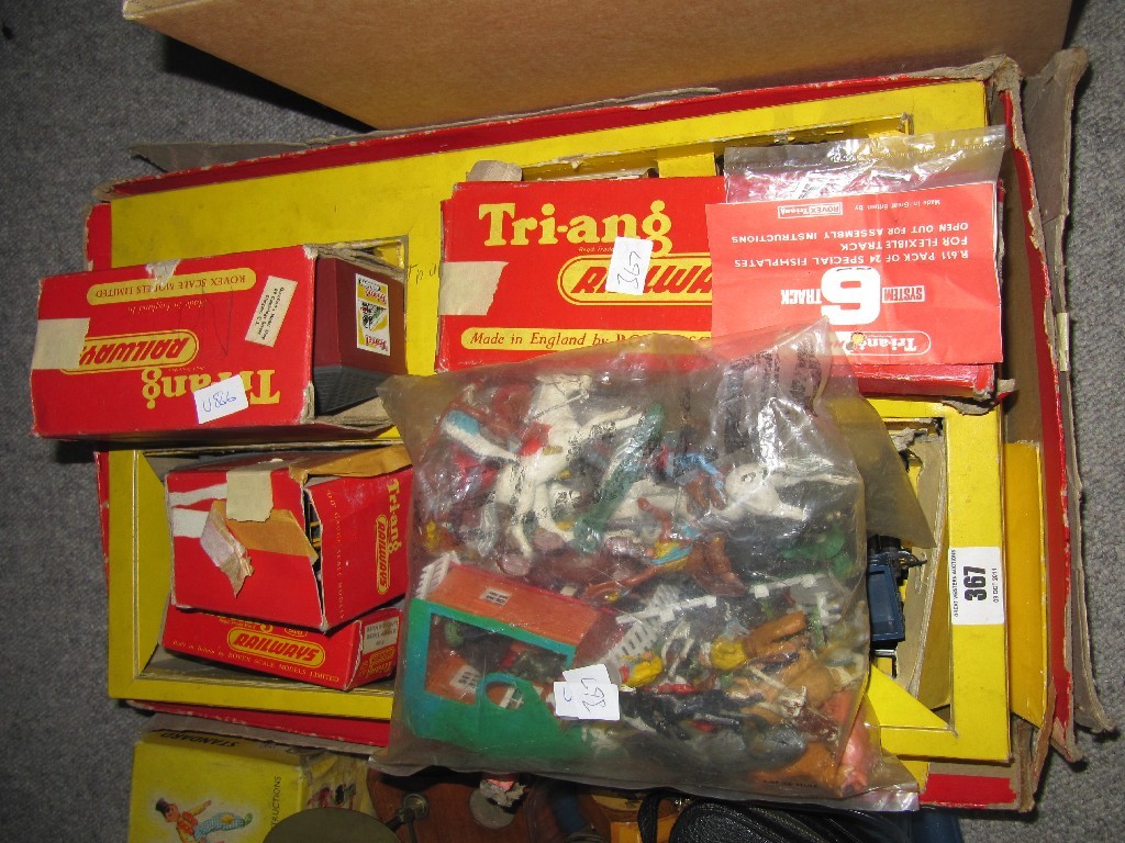 Appraisal: Lot comprising Triang train set and some toy figures