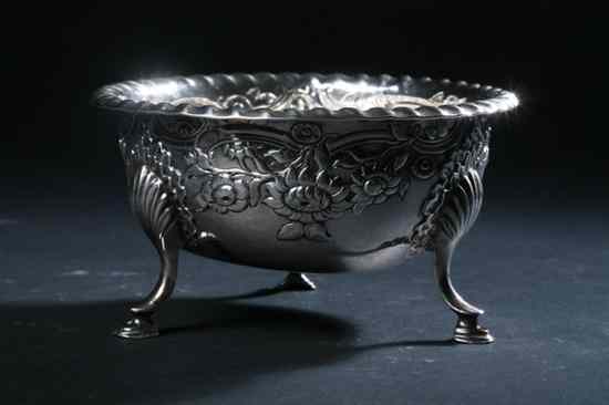 Appraisal: GEORGE III IRISH SILVER SUGAR BOWL IW Dublin circa Circular