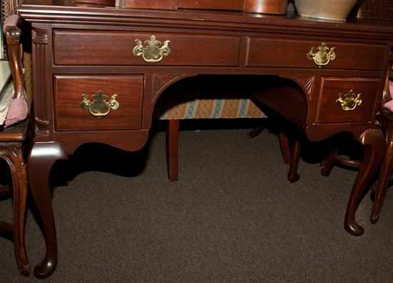 Appraisal: Queen Anne style mahogany lowboy Estimate - All items sold