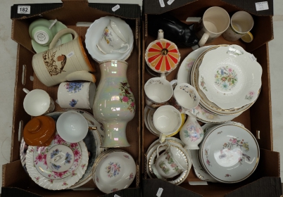 Appraisal: A mixed collection of items including Royal Doulton plates Sadler