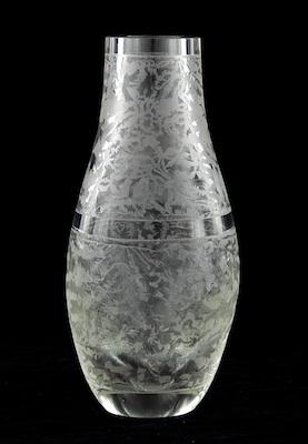 Appraisal: A Ice Frost Design Clear Glass Vase The thick clear