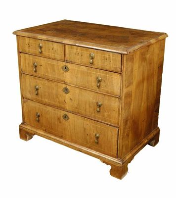 Appraisal: A Queen Anne walnut chest the quarter veneered moulded edge