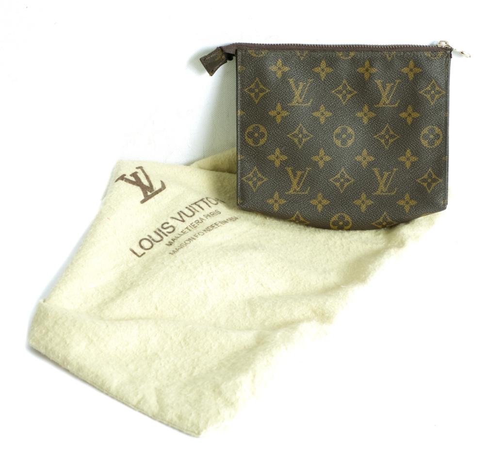 Appraisal: VINTAGE LOUIS VUITTON MONOGRAM TOILETRY POUCHVintage Louis Vuitton monogram toiletry