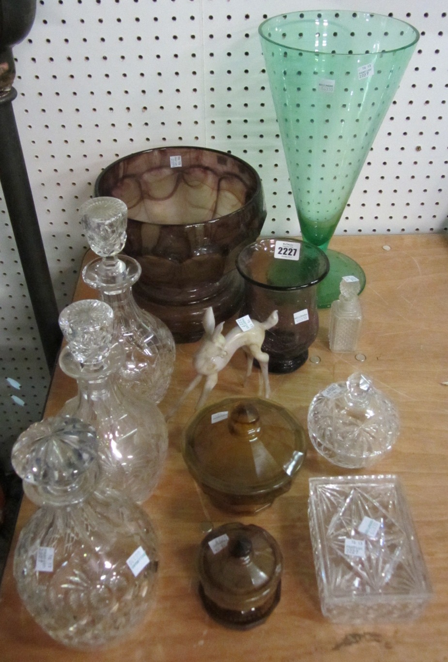 Appraisal: A quantity of mixed glass including decanters vases bowls and