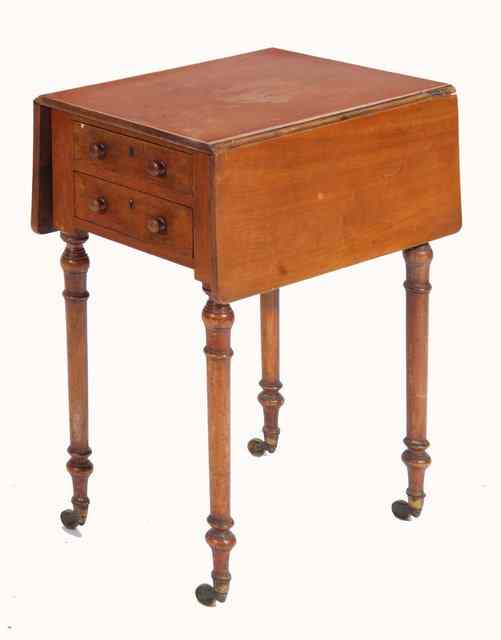 Appraisal: A VICTORIAN MAHOGANY PEMBROKE TABLE with two frieze drawers to