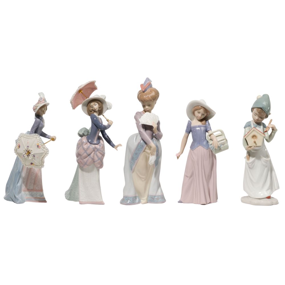 Appraisal: LLADRO FIGURINE ASSORTMENT items including On the Avenue retired Afternoon