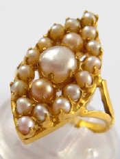 Appraisal: A yellow metal tests carat gold marquise shape cultured pearl