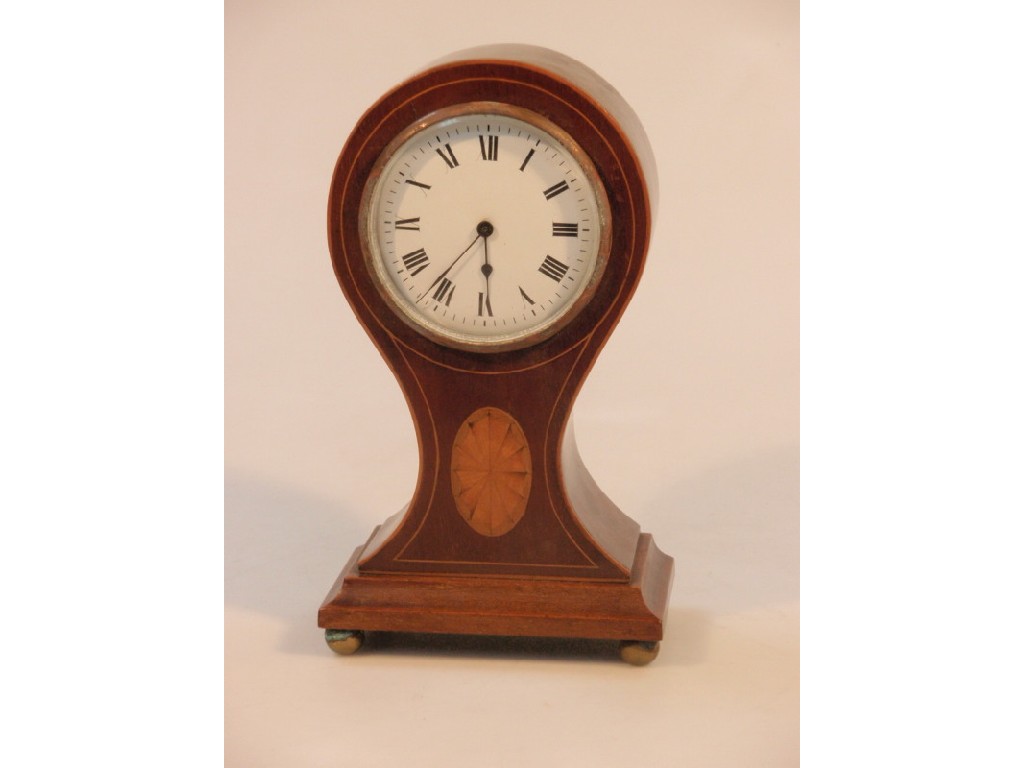 Appraisal: An early thC mahogany balloon clock by Duverdrey Bloquel with