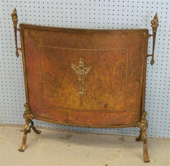 Appraisal: Beaten copper firescreen on scrolling twin end supports with applied