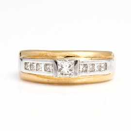 Appraisal: An ct gold princess cut diamond ring with eight diamonds