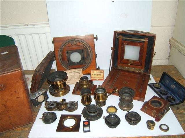 Appraisal: A LATE TH CENTURY MAHOGANY FRAMED PLATE CAMERA a further