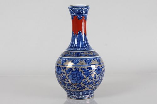 Appraisal: A CHINESE DETAILED ANCIENT-FRAMING PORCELAIN FORTUNE VA A Chinese Detailed