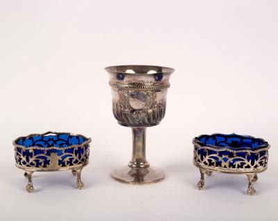 Appraisal: A pair of George III oval silver salts London with