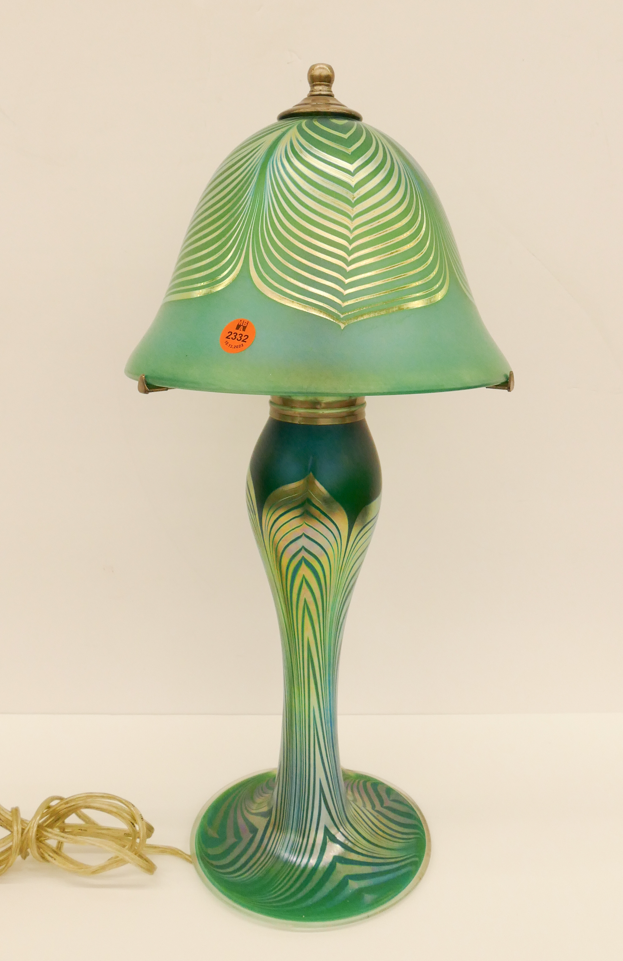 Appraisal: Steven Correia Limited Edition Green Pulled Feather Art Glass Lamp-