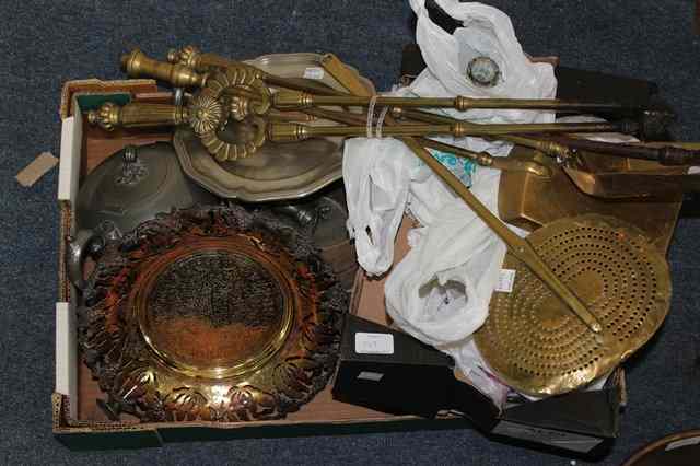 Appraisal: MISCELLANEOUS ITEMS to include George Barnsley Son boxwood and brass